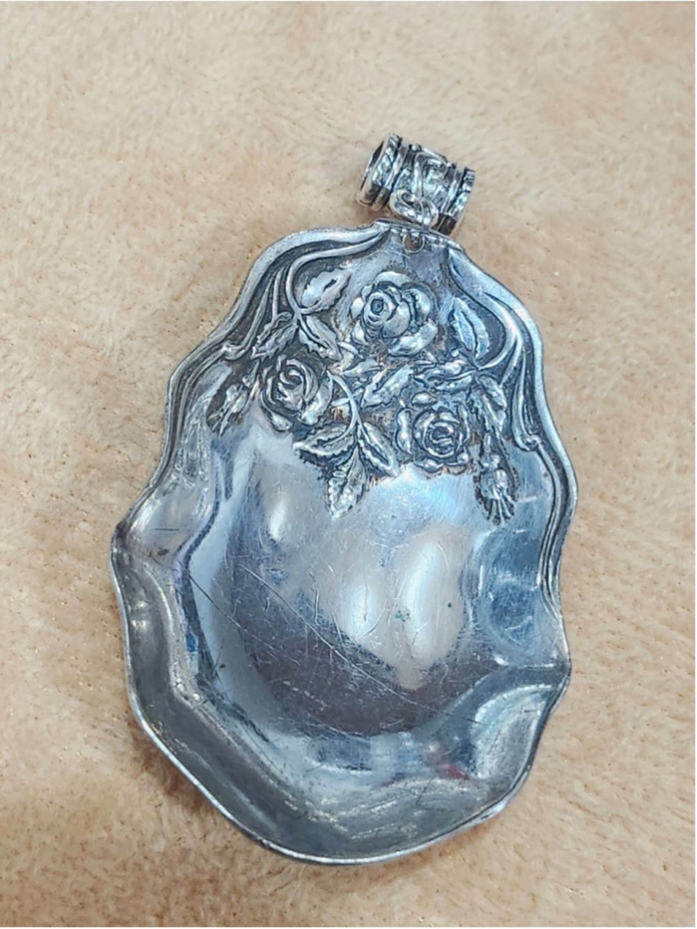 Floral Rose Engraved Silver Plated Pendant Spoon Charm Silverwear Jewelry